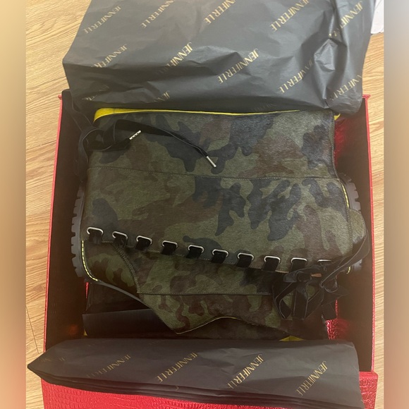 Iam Jennifer Le “Major II Olive” over the knee camo boot - Picture 9 of 9